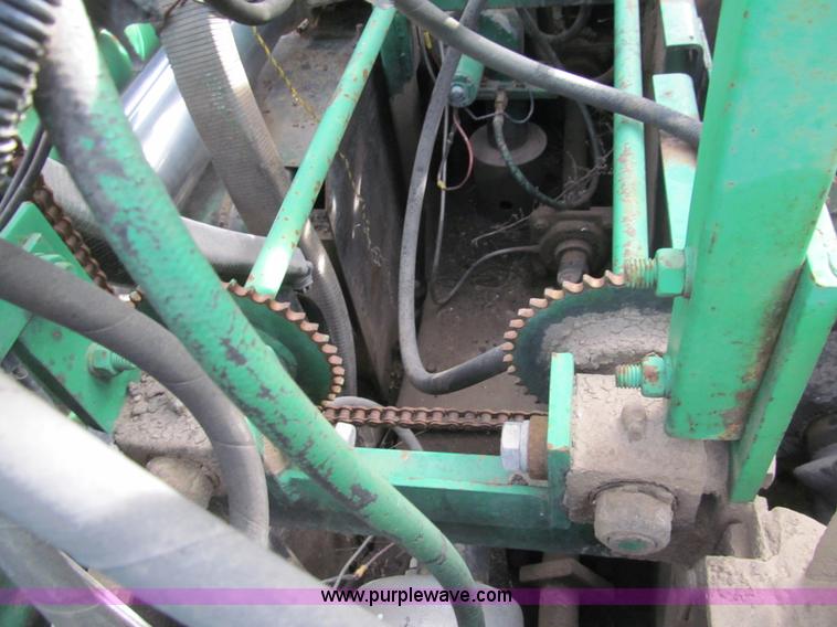 image for item I7154 1988 Barber Greene BG225B paving machine