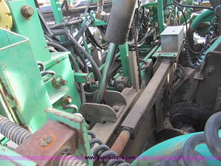 image for item I7154 1988 Barber Greene BG225B paving machine