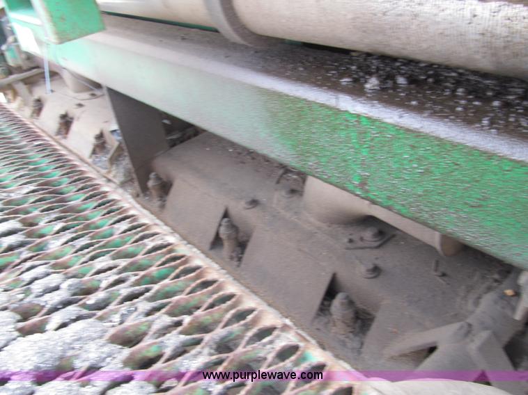 image for item I7154 1988 Barber Greene BG225B paving machine