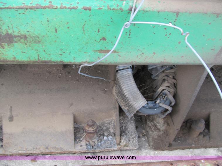 image for item I7154 1988 Barber Greene BG225B paving machine