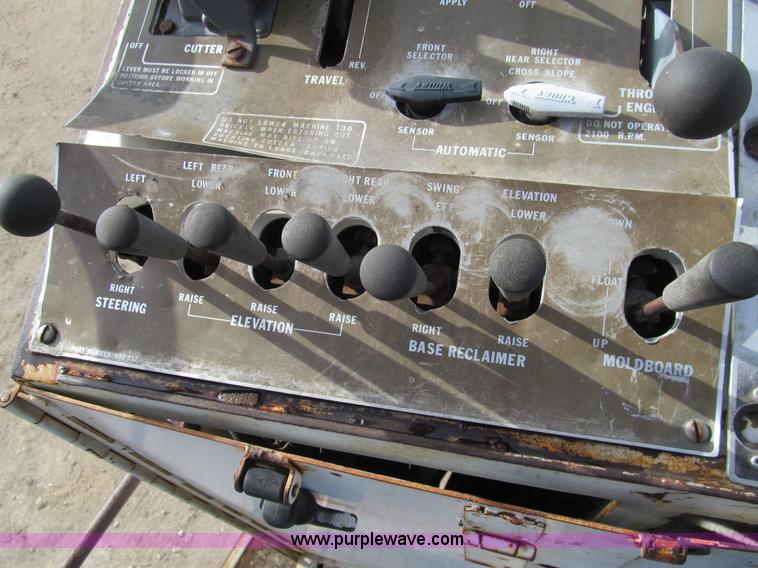 image for item I7156 1982 Roto-Mill PR-450 cold planer