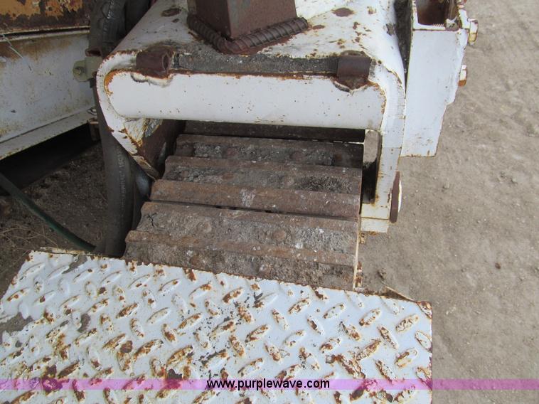 image for item I7156 1982 Roto-Mill PR-450 cold planer