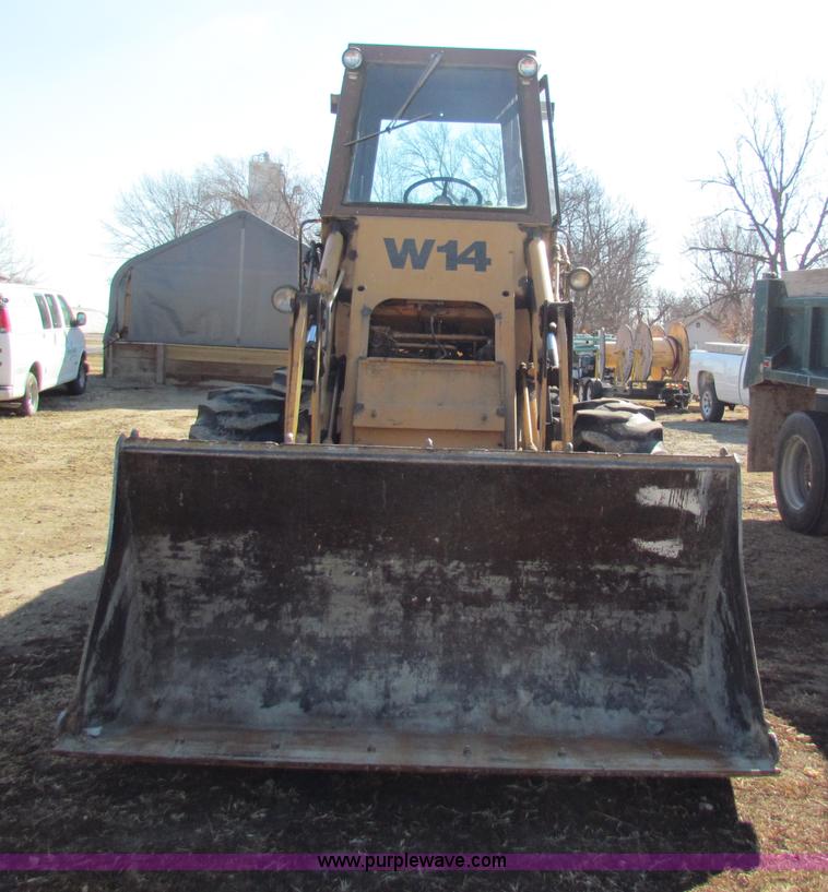 image for item I7484 1975 Case W14 articulated wheel loader
