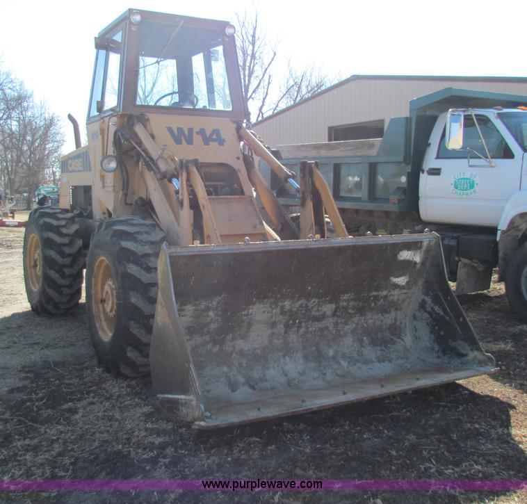 image for item I7484 1975 Case W14 articulated wheel loader