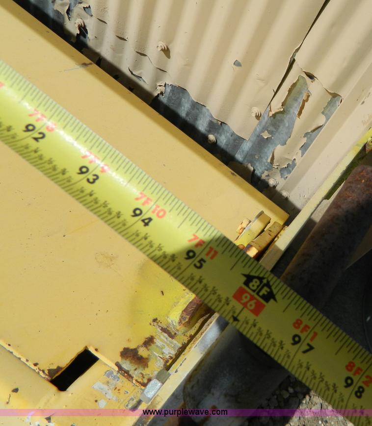 image for item W9118 Gledhill spreader