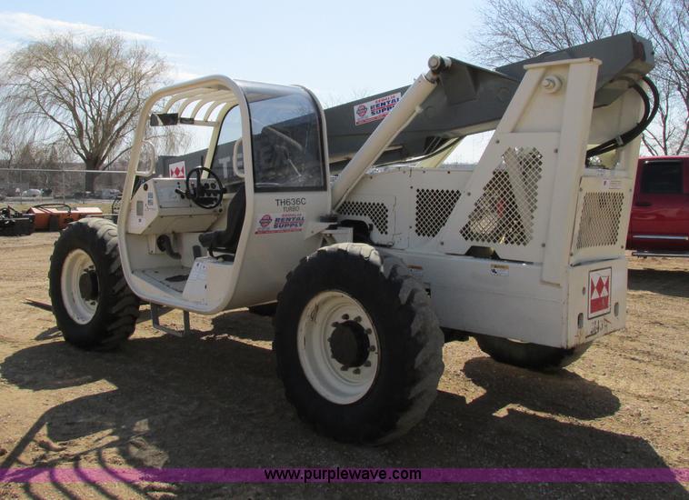 image for item Z9200 2005 Terex TH636 telehandler
