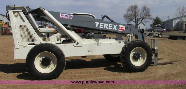 image for item Z9200 2005 Terex TH636 telehandler
