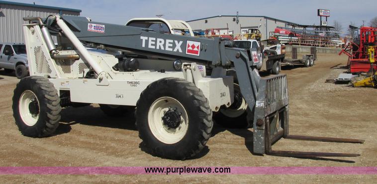 image for item Z9200 2005 Terex TH636 telehandler