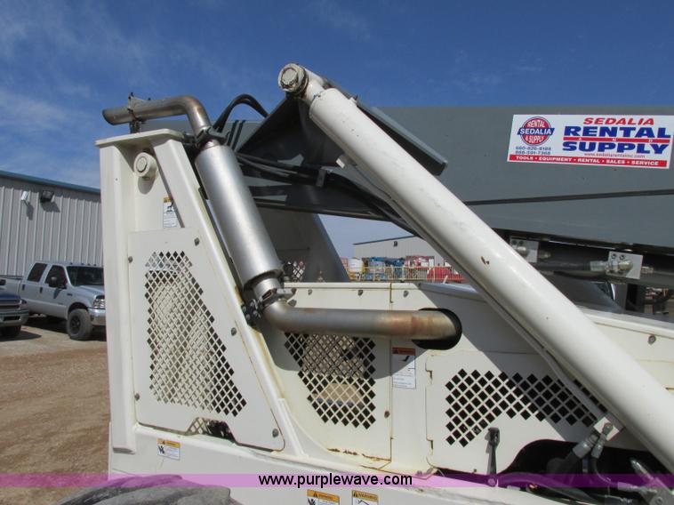 image for item Z9200 2005 Terex TH636 telehandler