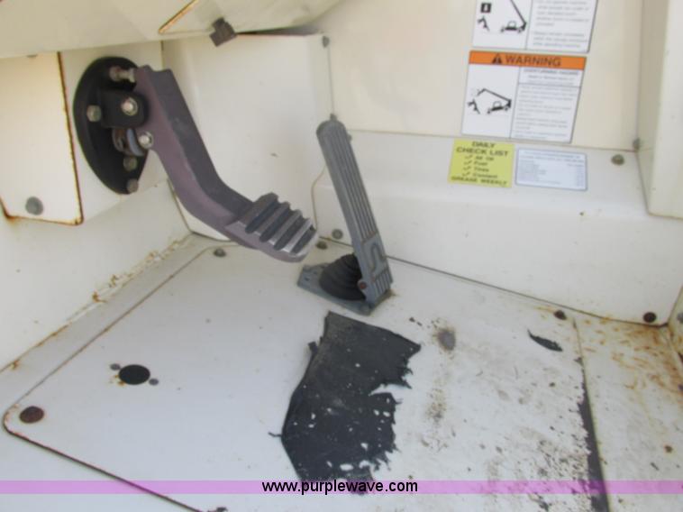 image for item Z9200 2005 Terex TH636 telehandler