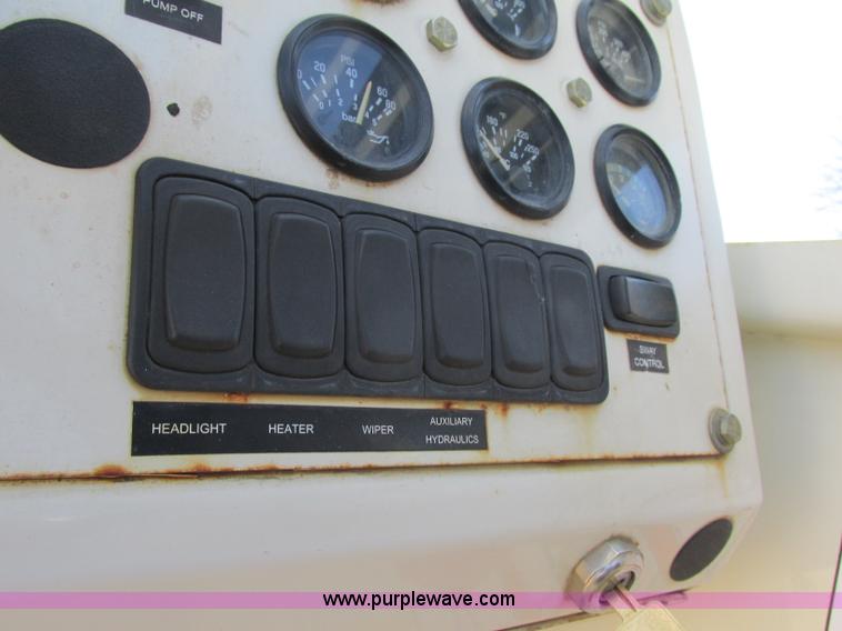 image for item Z9200 2005 Terex TH636 telehandler