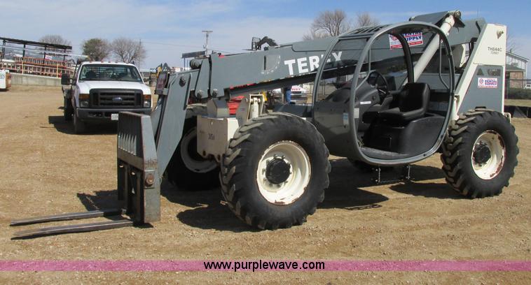 image for item Z9202 2005 Terex TH844C telehandler