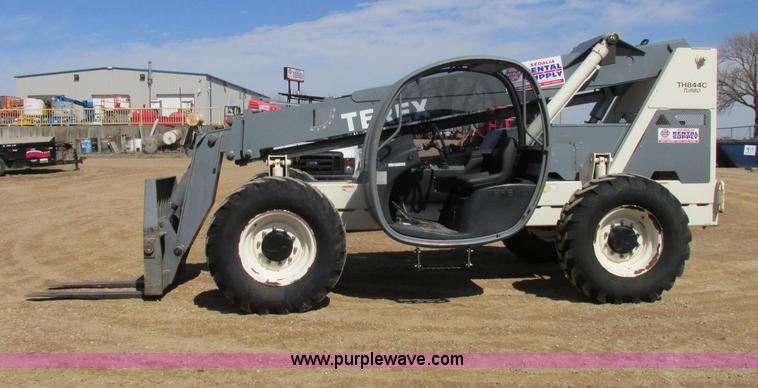 image for item Z9202 2005 Terex TH844C telehandler