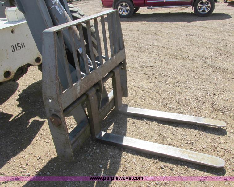 image for item Z9202 2005 Terex TH844C telehandler