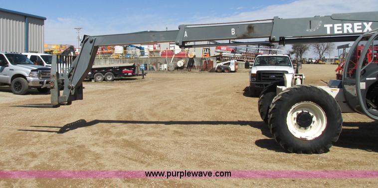 image for item Z9202 2005 Terex TH844C telehandler