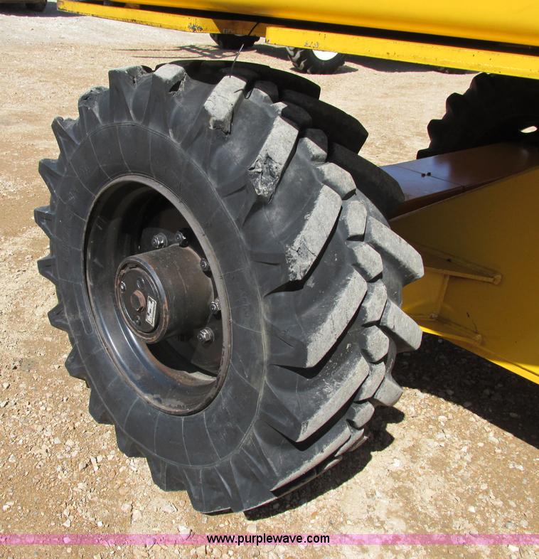 image for item Z9203 2001 Haulotte HB62 boom lift