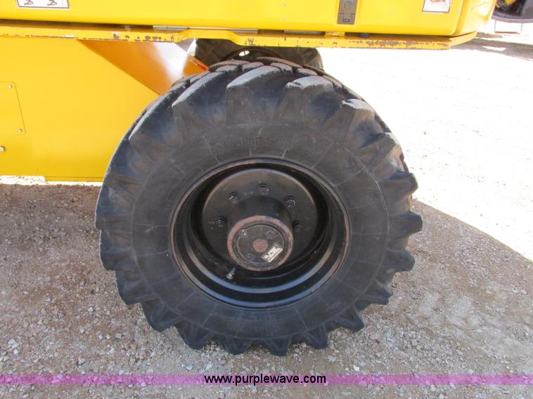 image for item Z9203 2001 Haulotte HB62 boom lift