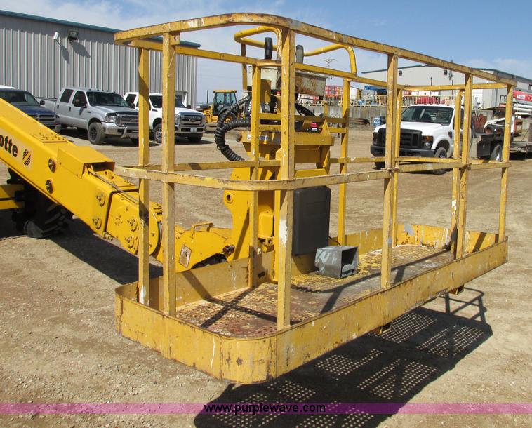 image for item Z9203 2001 Haulotte HB62 boom lift