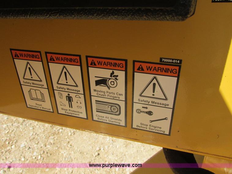 image for item Z9204 2001 Vermeer BC625A wood chipper