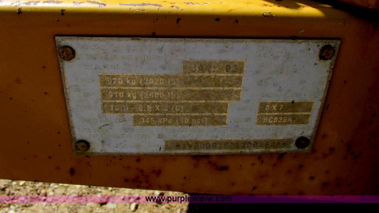 image for item Z9204 2001 Vermeer BC625A wood chipper