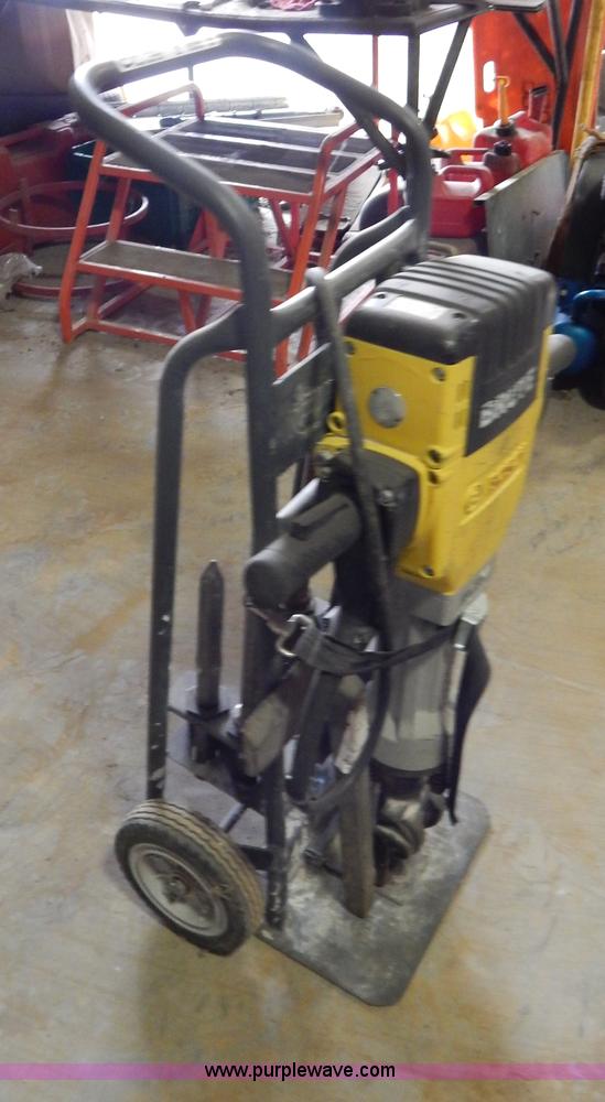 Bosch Brute electric jack hammer in Oak Grove, MO Item Z9399 sold