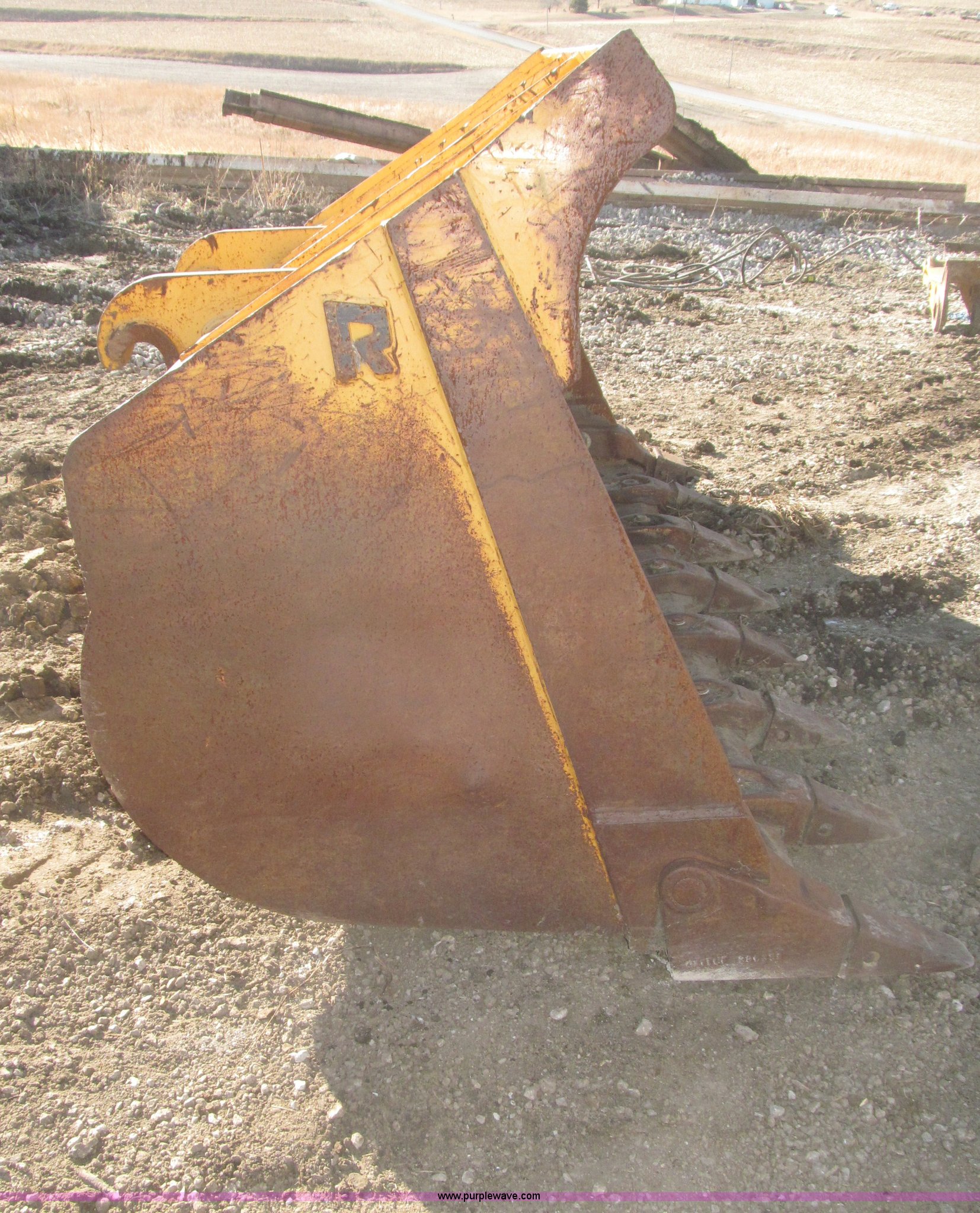 Rockland GPX755D loader bucket in Persia, IA Item F7307 sold Purple