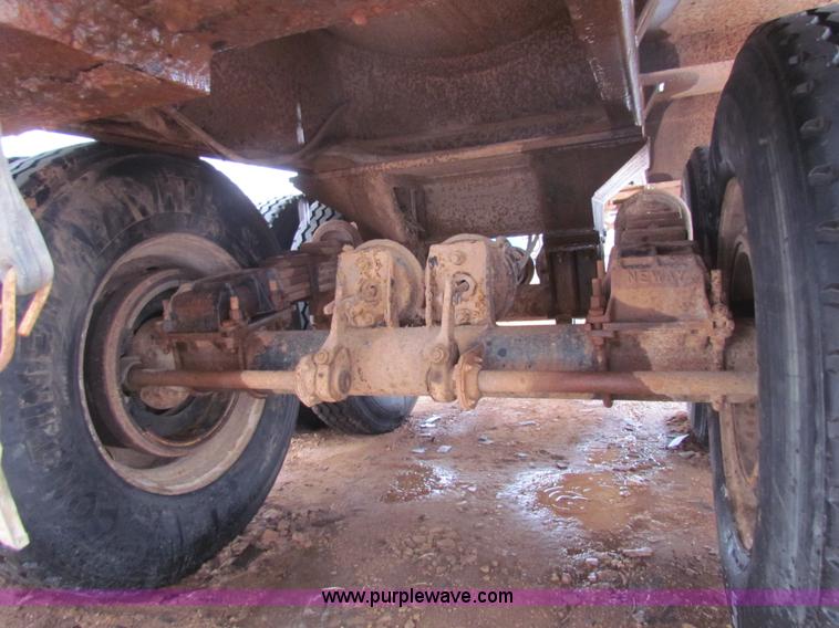 image for item AN9975 1980 custom built vacuum trailer