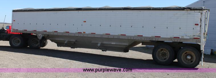 image for item C3753 1987 Timpte double hopper bottom trailer