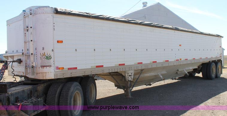 image for item C3753 1987 Timpte double hopper bottom trailer