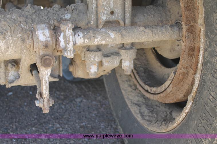 image for item C3753 1987 Timpte double hopper bottom trailer