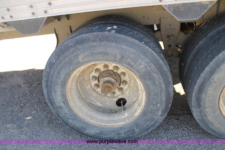 image for item C3753 1987 Timpte double hopper bottom trailer