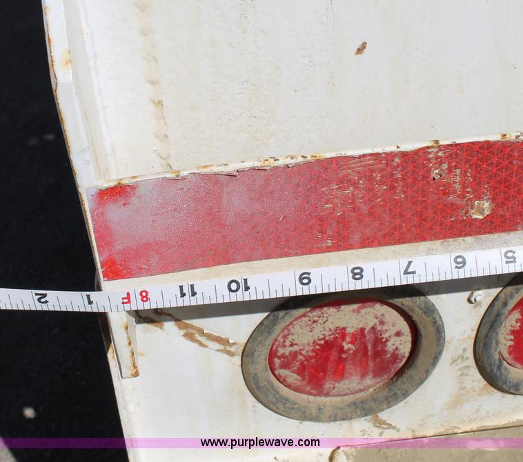 image for item C3753 1987 Timpte double hopper bottom trailer