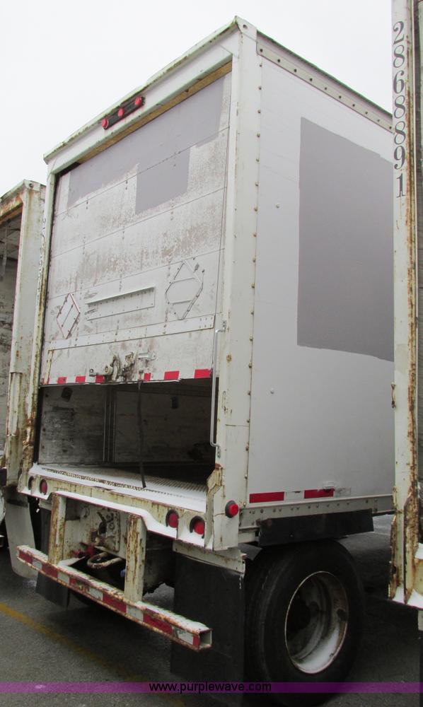 image for item F4266 1996 Wabash 28' pup trailer