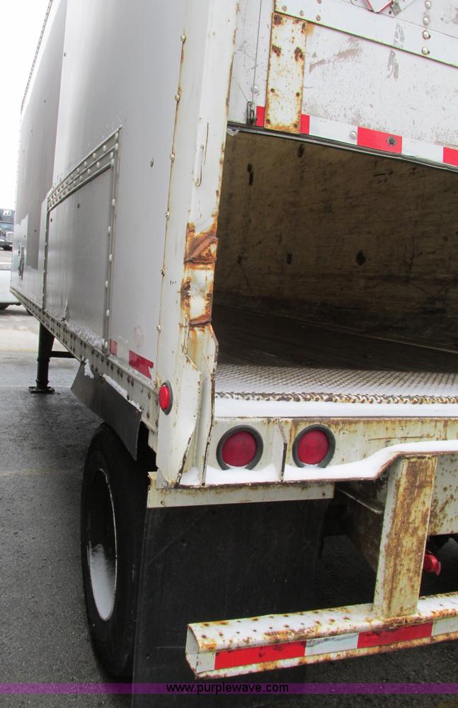 image for item F4266 1996 Wabash 28' pup trailer