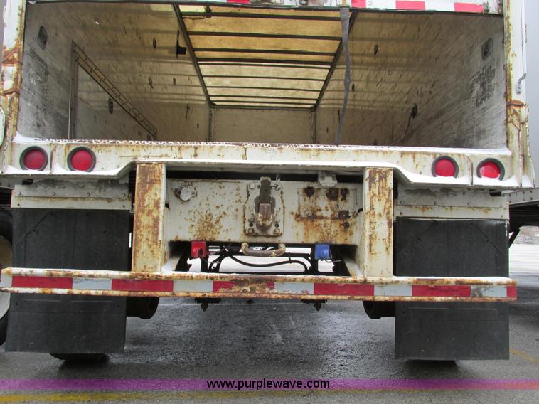 image for item F4266 1996 Wabash 28' pup trailer