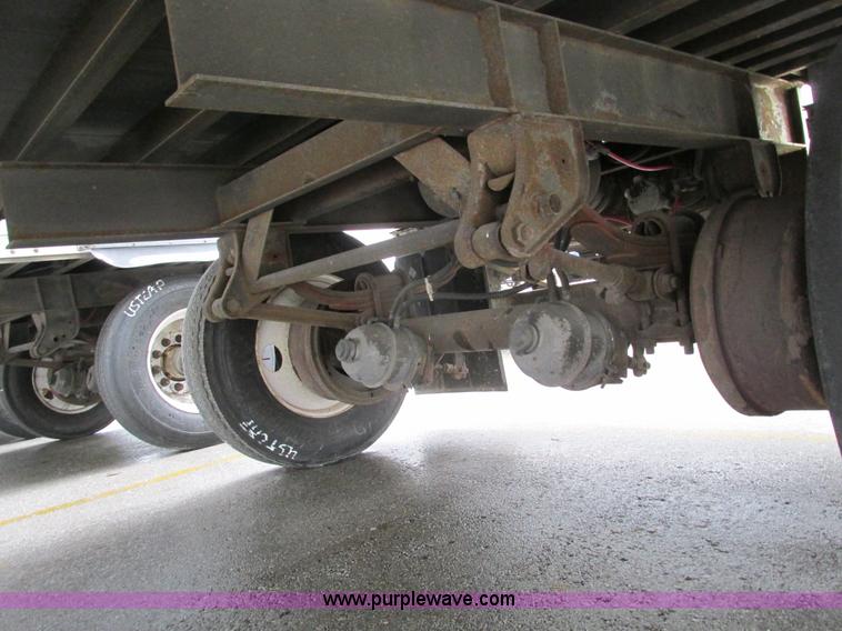 image for item F4266 1996 Wabash 28' pup trailer