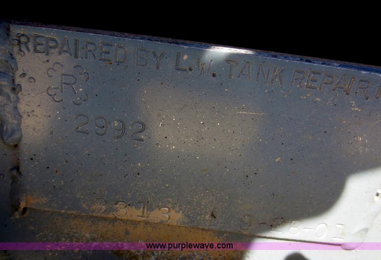 image for item F6824 1979 Polar 5,000 gallon tanker trailer