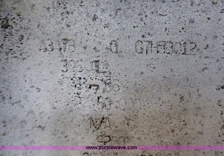 image for item F6826 1986 Heil 9,200 gallon tanker trailer