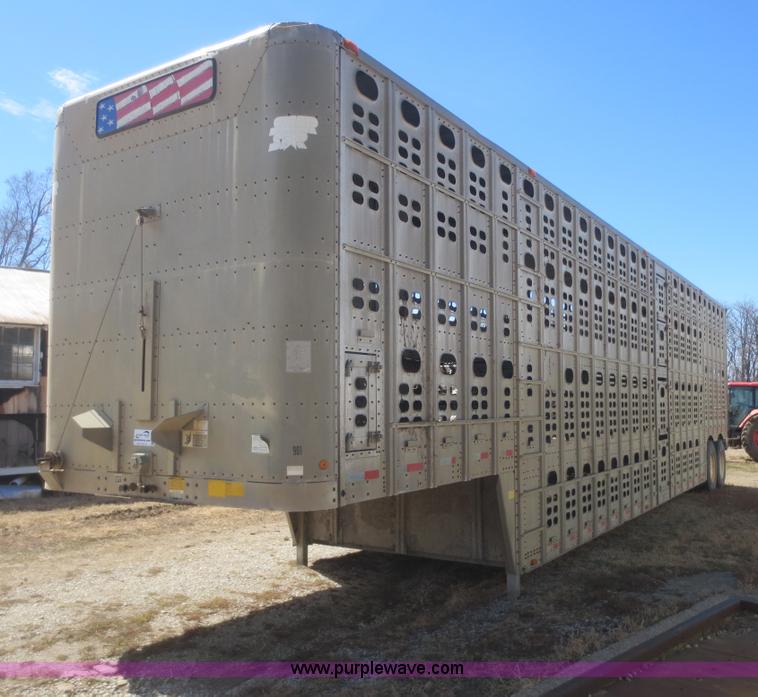 image for item F6834 1990 Wilson PSDCL-308 aluminum cattle pot trailer