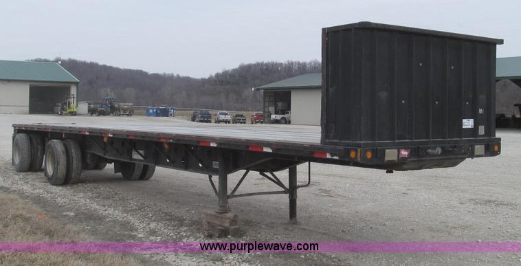 image for item G2335 1989 Transcraft TL90K-45 split-axle flatbed trailer