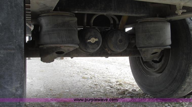 image for item G2335 1989 Transcraft TL90K-45 split-axle flatbed trailer