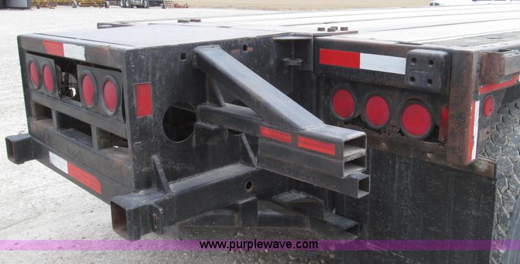 image for item G2335 1989 Transcraft TL90K-45 split-axle flatbed trailer