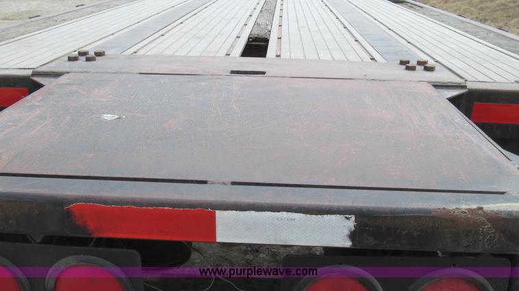 image for item G2335 1989 Transcraft TL90K-45 split-axle flatbed trailer