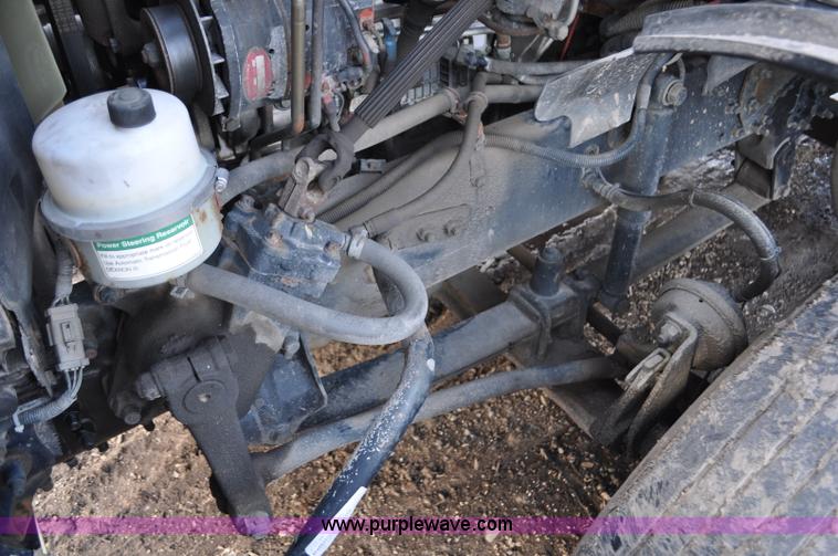 image for item G6440 2007 Sterling A9500 semi truck