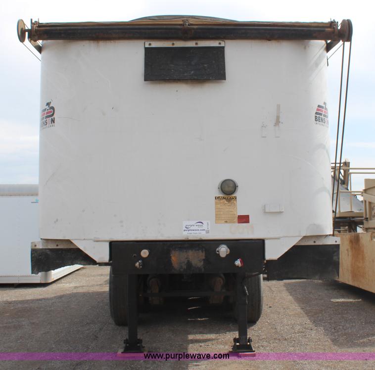 image for item H1341 2000 Benson aluminum end dump trailer