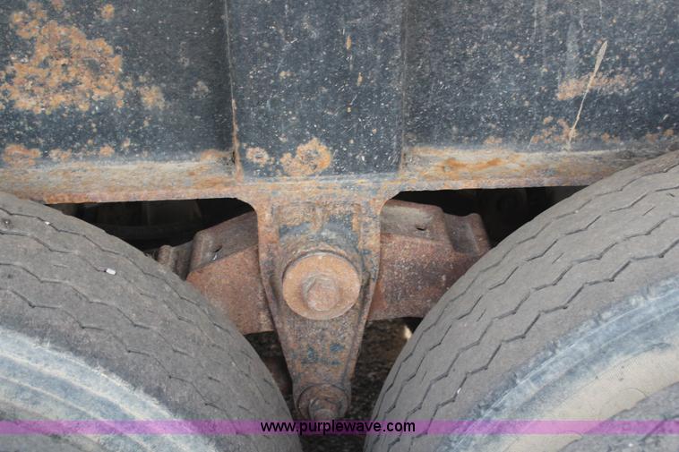 image for item H1341 2000 Benson aluminum end dump trailer