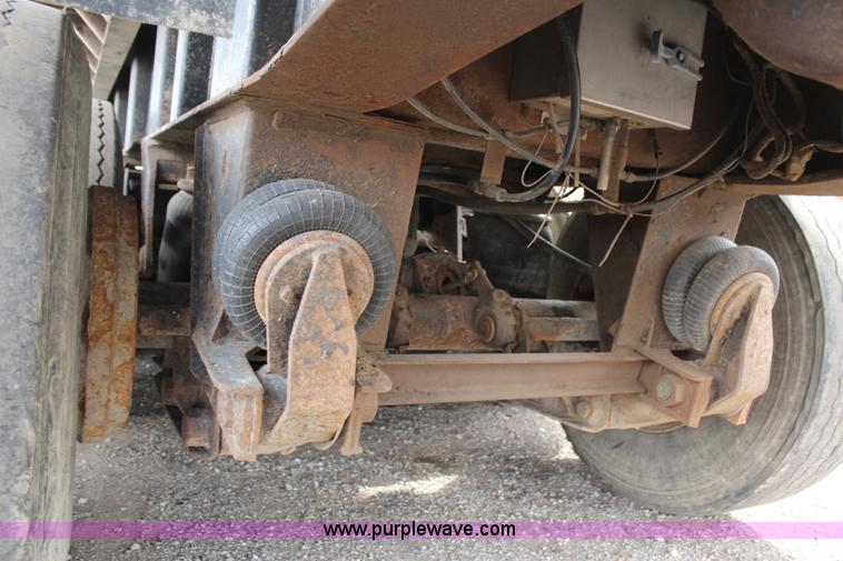 image for item H1341 2000 Benson aluminum end dump trailer