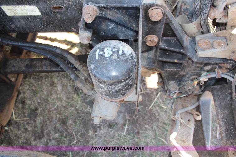 image for item H1439 1995 Kenworth T400B semi truck