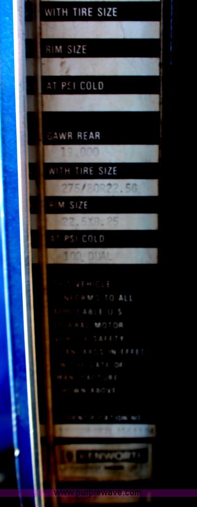 image for item H1447 1990 Kenworth T400A semi truck