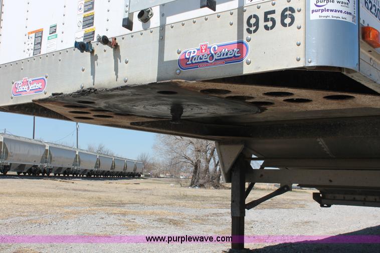 image for item H5746 2008 Wilson DWH550 Pace Setter double hopper bottom grain trailer